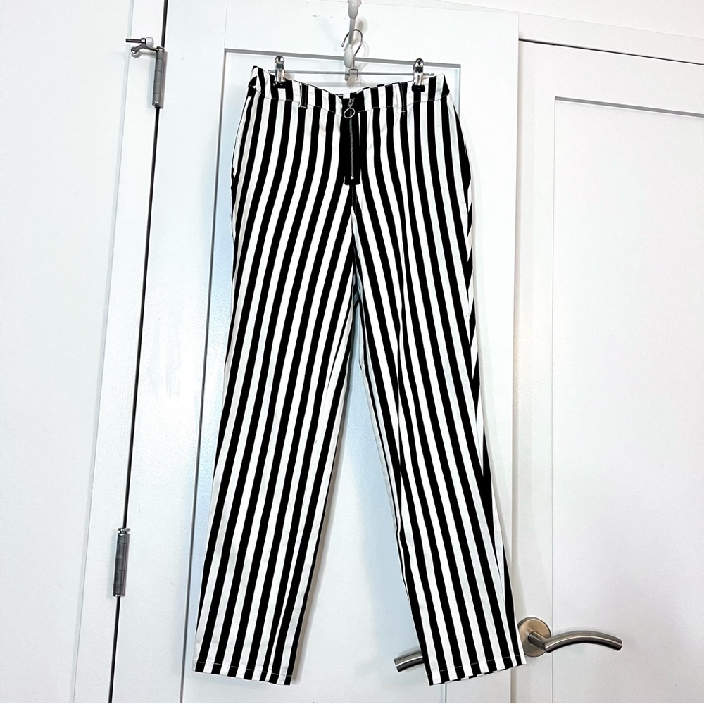 Black & White Leg Stripe Pants with Zip Front - Straight Fit - Size XS